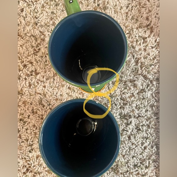 Christmas Holiday decor Bundle Mugs Mudpie Towel Salt Pepper, Santa Trinket Box - Picture 10 of 14